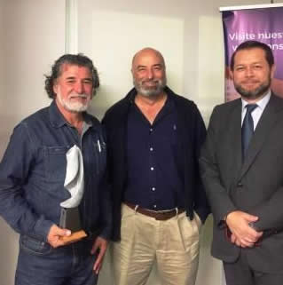 Premio Construcción Sostenible- Ibo Bonilla- amigos